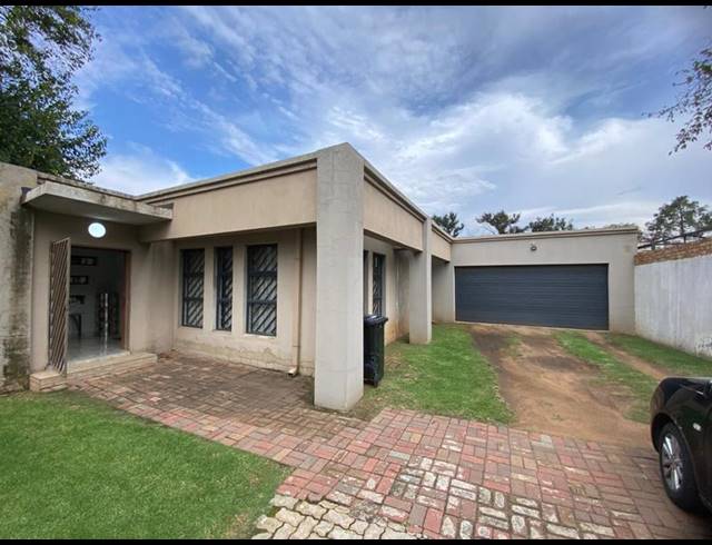 4 BEDROOM HOUSE FOR SALE IN BENONI CENTRAL